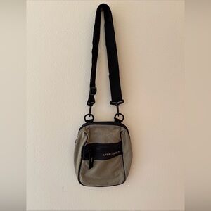 Vintage Diesel Men's Black and Tan Crossbody Bag